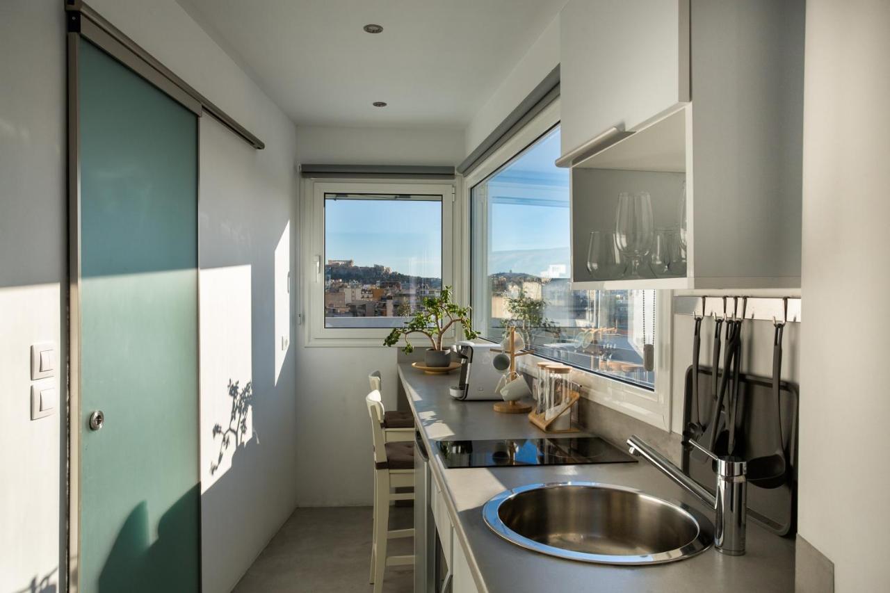 Private Jacuzzi & Acropolis View - The Loft Афины Экстерьер фото